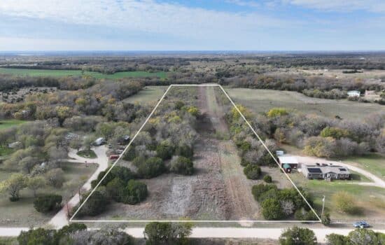 Unleash Your Dreams: 9.971 Acres of Bliss in Hill County, TX